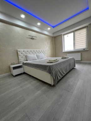 LuxRent
